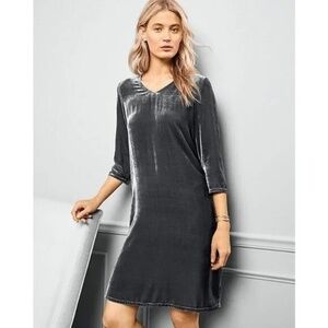 Eileen Fisher  v neck knee length relaxed fit black velvet dress Size XS